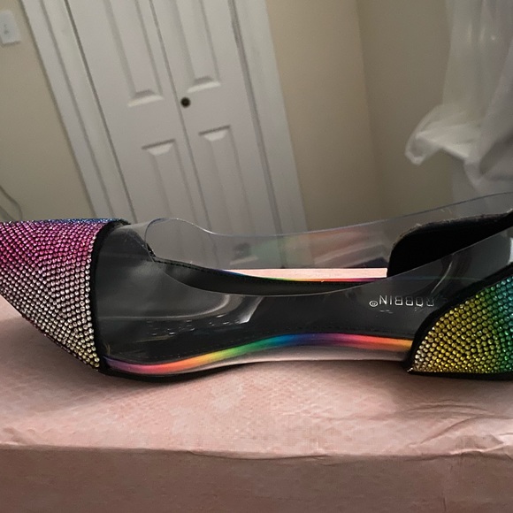 Shoes size 9 - Picture 2 of 3